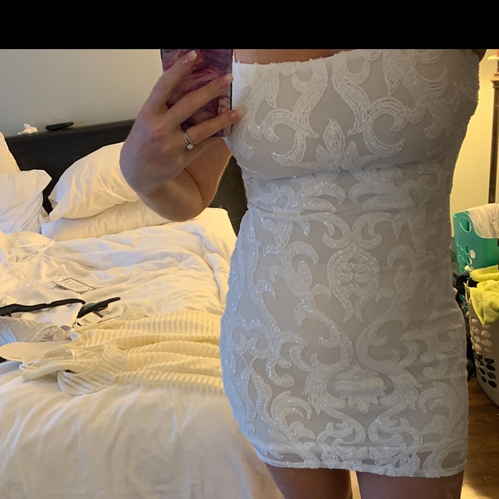 Windsor sequin bodycon dress